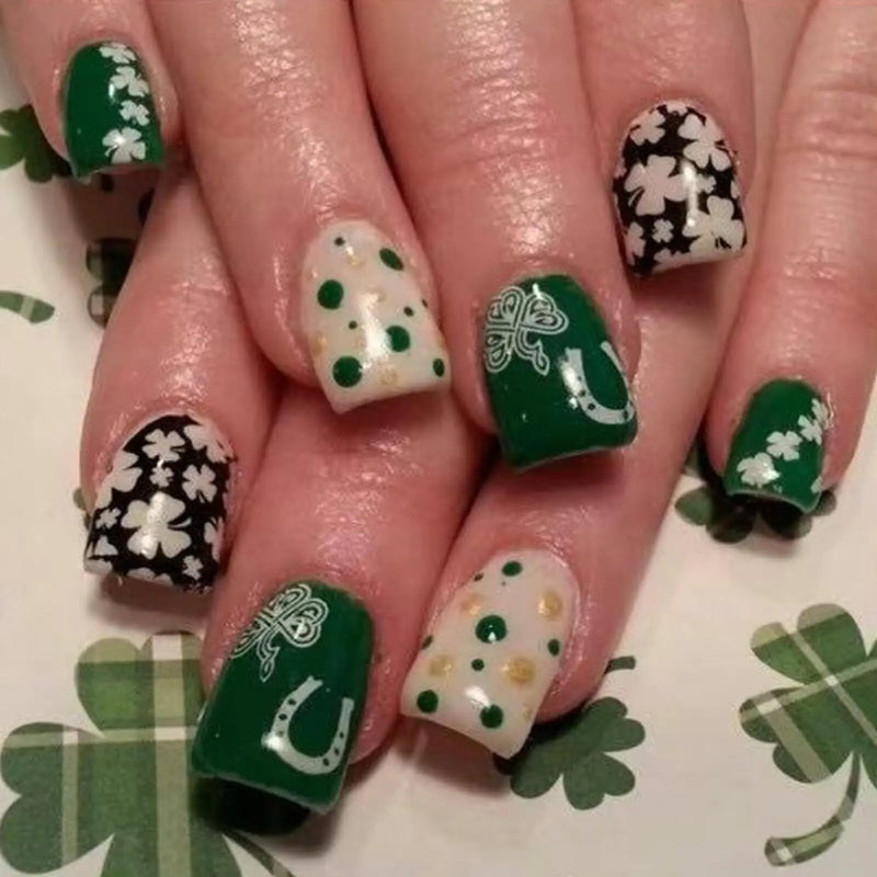 St Patrick Clover Nails